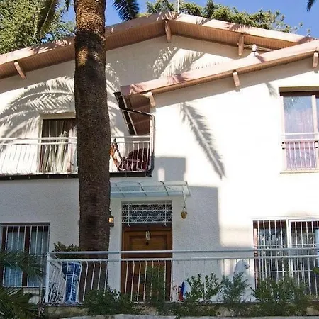 Valery In Villa Sanremo
